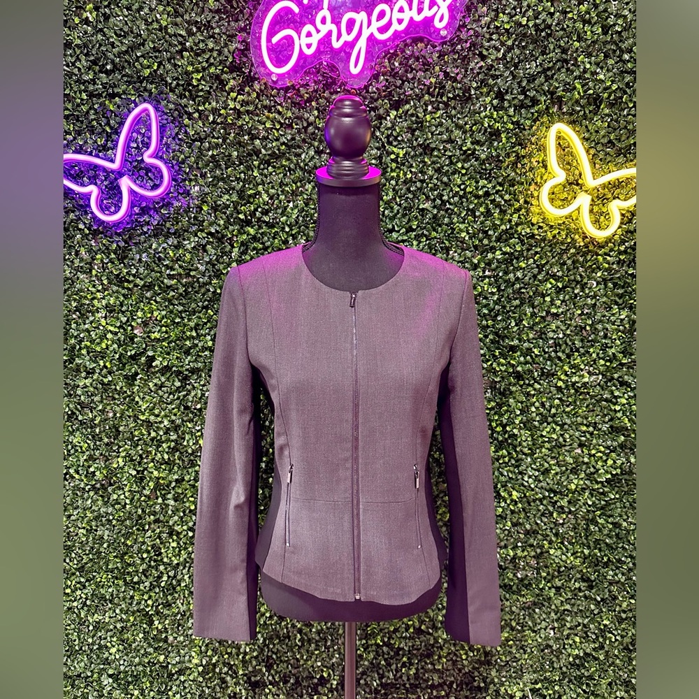 Calvain Klein Gray & Black Blazer. Size 6